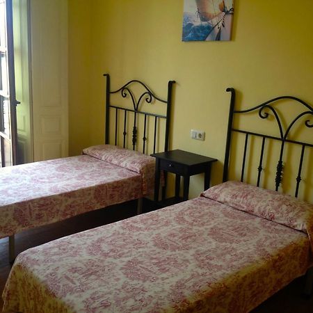 Pension Las Barqueras Hotell Llanes Eksteriør bilde